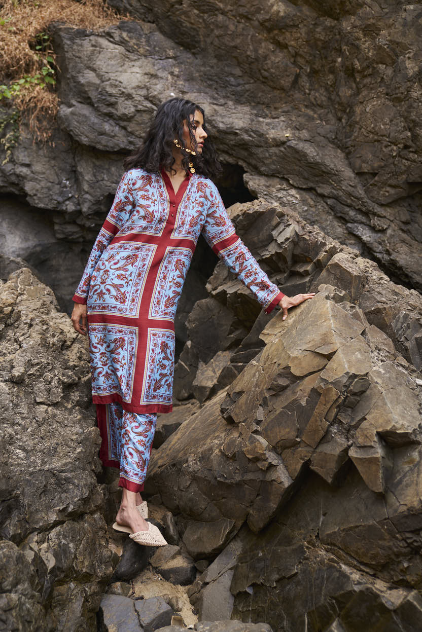 Scarf Printed Longline Shirt