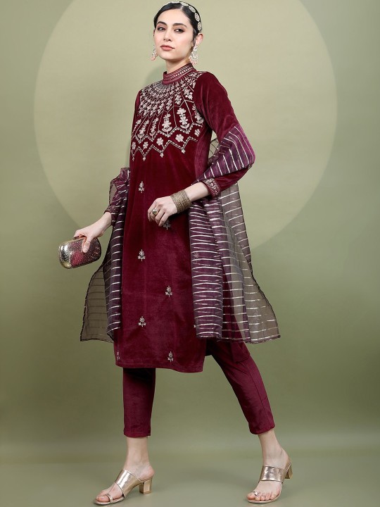 Magenta Floral Embroidered Mandarin Collar Kurta with Trousers & Dupatta by Vishudh