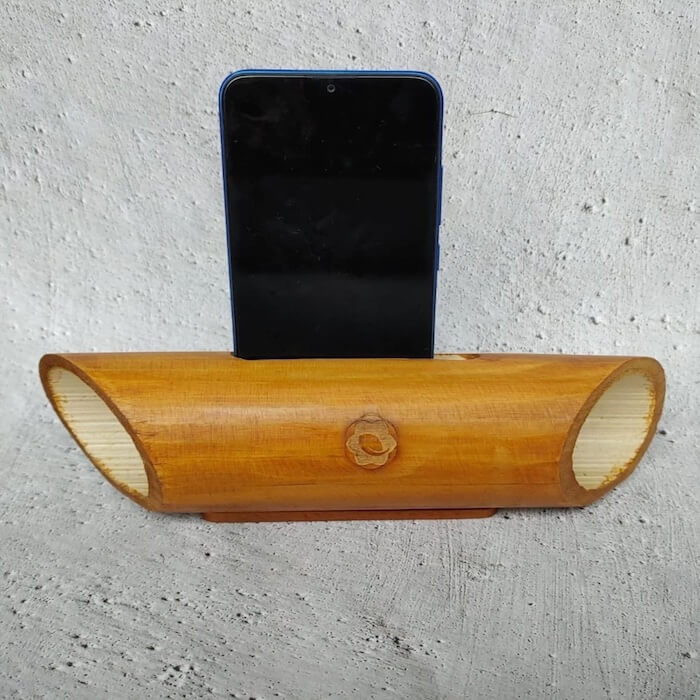 Bamboo Material Amplifier and Mobile Stand