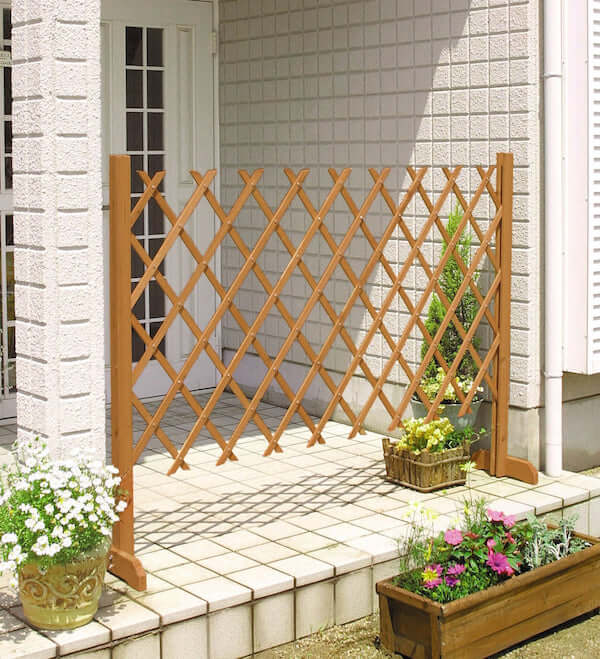 Cedar Wood Foldable Fence in Natural (Variations Available)
