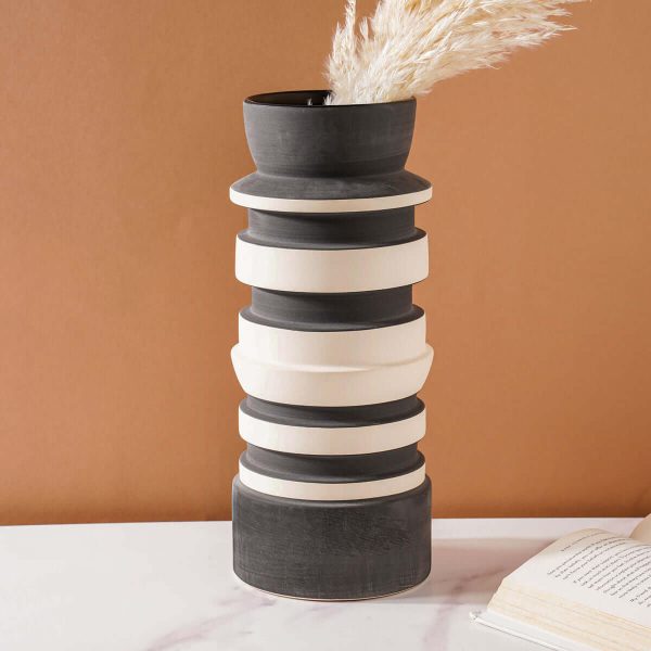 Ceramic Rose Vase in Black & White