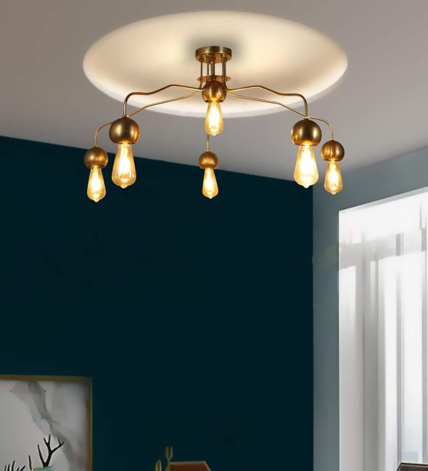 Chandelier in White Metal