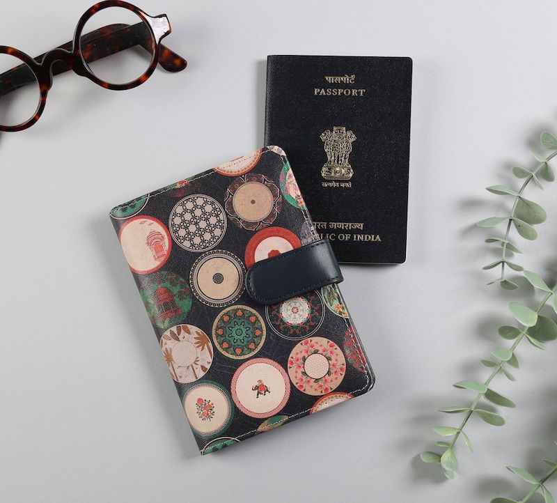Faux Leather Passport Cover with Magnetic Closure, Platter Portrayal