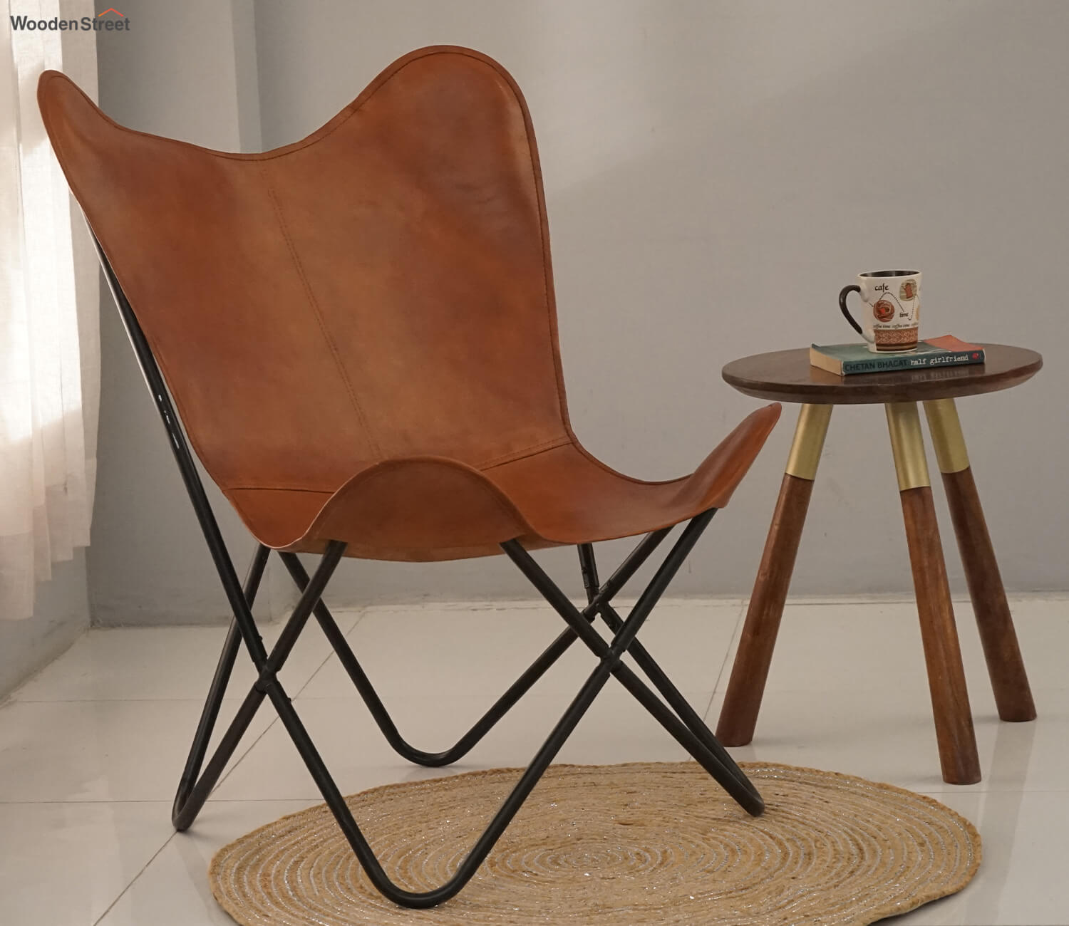 Leatherette Butterfly Chair in Saddle Brown