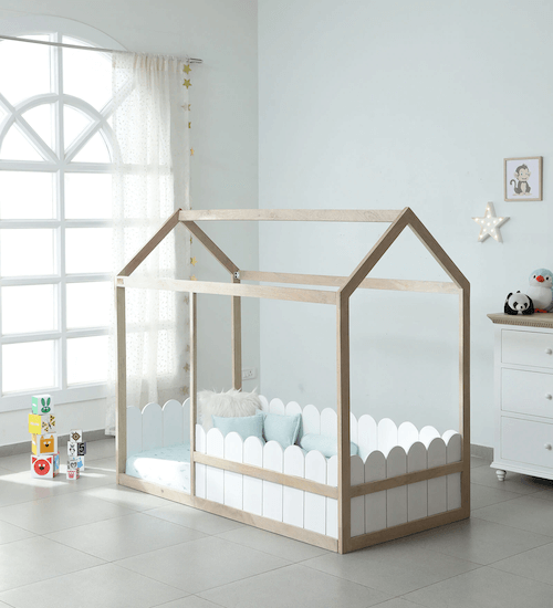 Picket Fence Style Solid Wood Bed