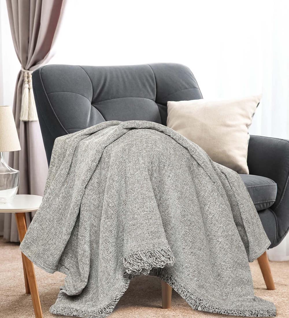Polyester Throw in Grey