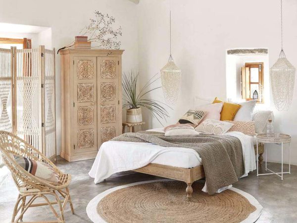 Queen Bed #5 in Mango Wood, Ajenta