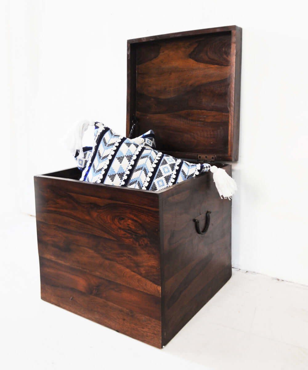 Sheesham Wooden Box with Storage in Laquered Finish