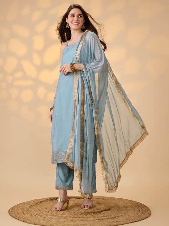 Ethnic Motifs Solid Kurta with Trousers & Dupatta by Globus