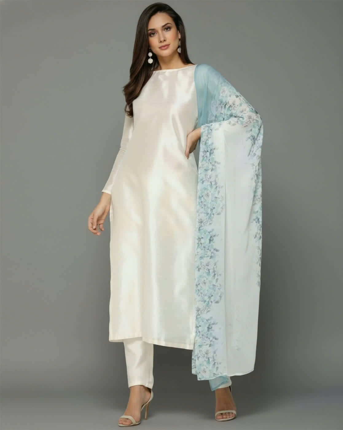 Straight Kurta Suit Set by Nyrika