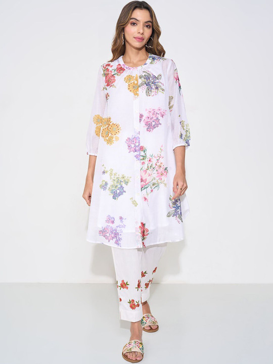 Floral Printed Round Neck A-Line Kurta With Trouser by Rangmanch
by Pantaloons - TL # 6
