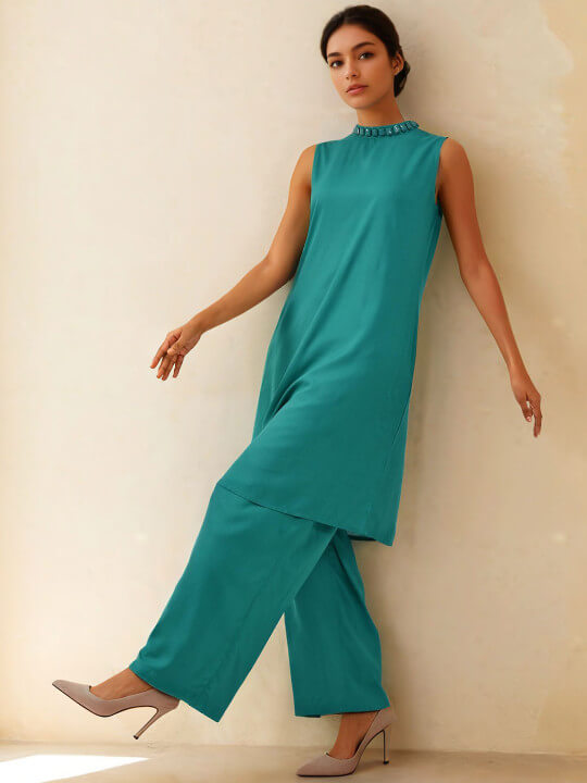 Sharanya Fern Round Neck Straight Kurta With Palazzo by Autumn Lane