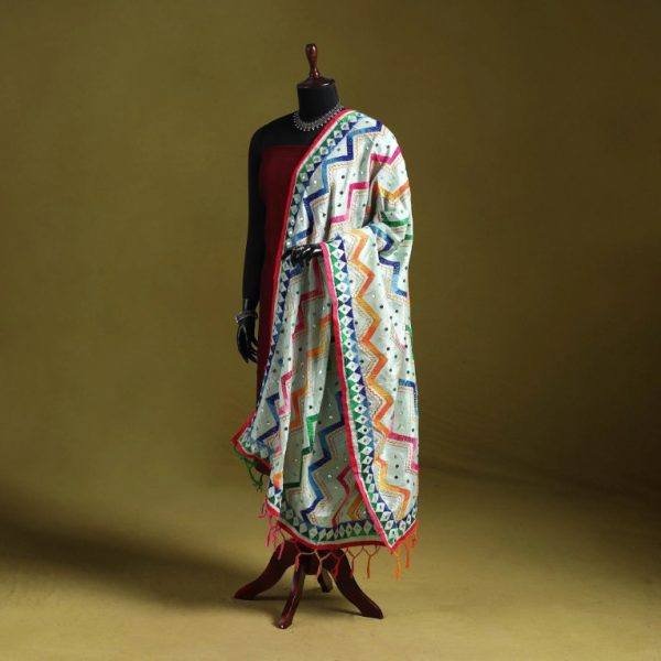 Green - ranihati chanderi silk Zig zag hand embroidery dupatta 48